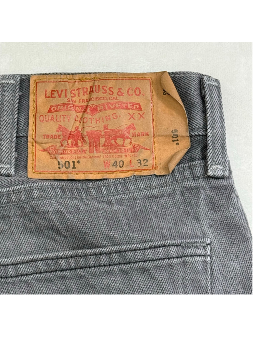 Men's Levi's 501 40x32 Button Fly Straight Leg Grey Jeans - Picture 7 of 12